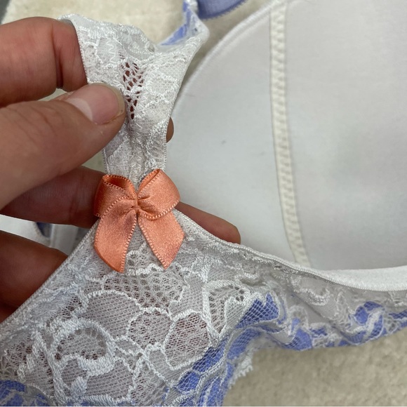 ⛔️SOLD⛔️Adore Me White & Purple Floral Lace Padded Racerback Underwired Bra Size - Picture 5 of 8